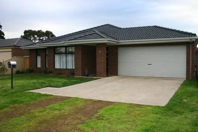 98 Kerr Street, Mortlake VIC 3272