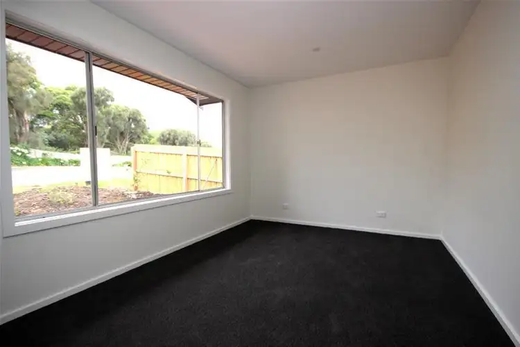 Seventh view of Homely house listing, 5 Cody Place, Warrnambool VIC 3280