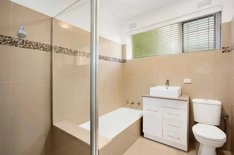 Third view of Homely apartment listing, 2/172 Wattletree Road, Malvern VIC 3144