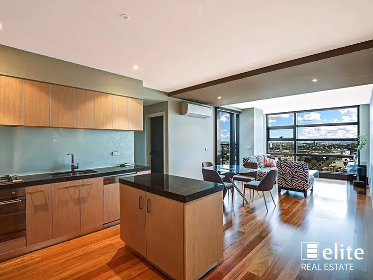 1901/228 A'BECKETT STREET, Melbourne VIC 3000