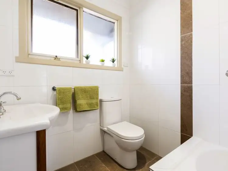 Sixth view of Homely house listing, 2 Finlayson Street, Forest Hill VIC 3131