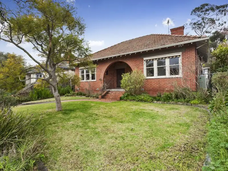Main view of Homely house listing, 33 Grandview Avenue, Glen Iris VIC 3146
