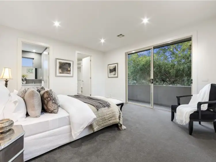 Fifth view of Homely townhouse listing, 2/1 Oberwyl Road, Camberwell VIC 3124