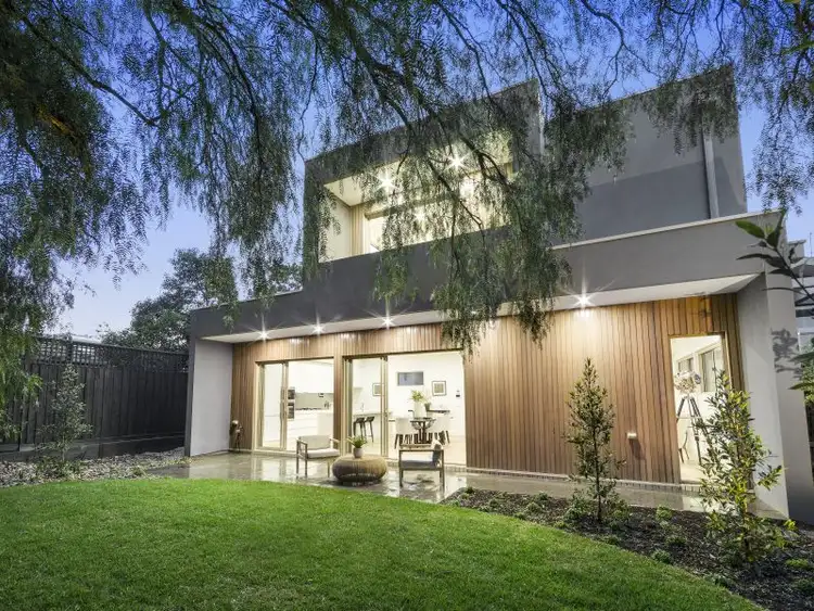 Sixth view of Homely townhouse listing, 2/1 Oberwyl Road, Camberwell VIC 3124