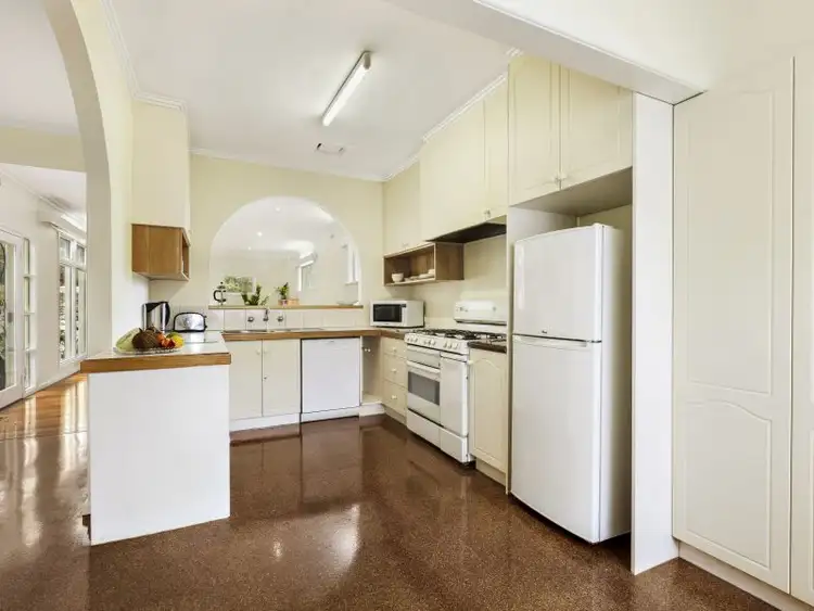 Fourth view of Homely house listing, 2 Trent Street, Glen Iris VIC 3146