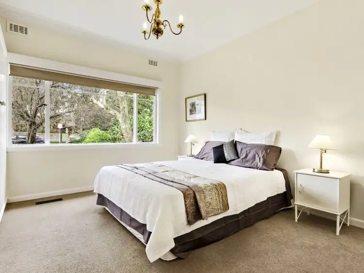 Fifth view of Homely house listing, 2 Trent Street, Glen Iris VIC 3146