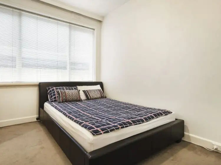 Fourth view of Homely apartment listing, 4/5 Summerlea Grove, Hawthorn VIC 3122