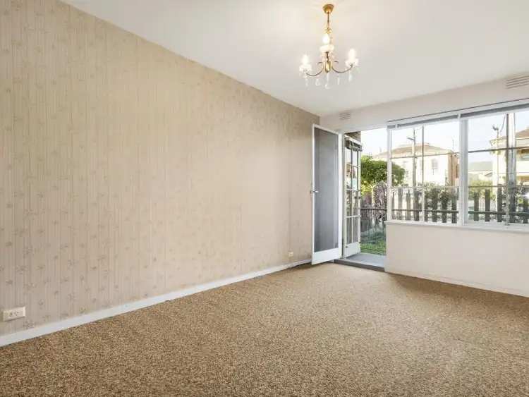Second view of Homely apartment listing, 2/109 Riversdale Road, Hawthorn VIC 3122