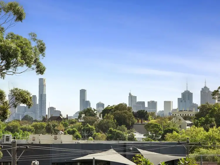 Third view of Homely apartment listing, 17/6 Mayston Street, Hawthorn East VIC 3123