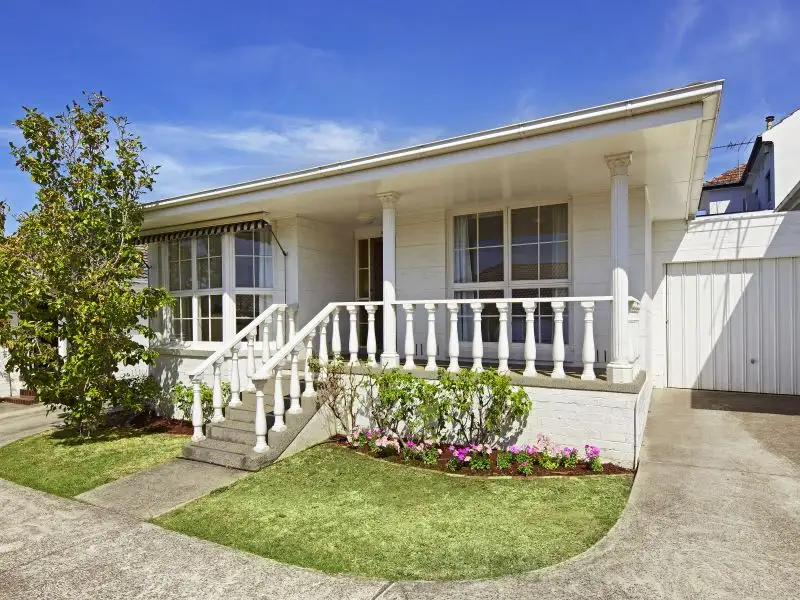 Main view of Homely unit listing, 2/151 Summerhill Road, Glen Iris VIC 3146