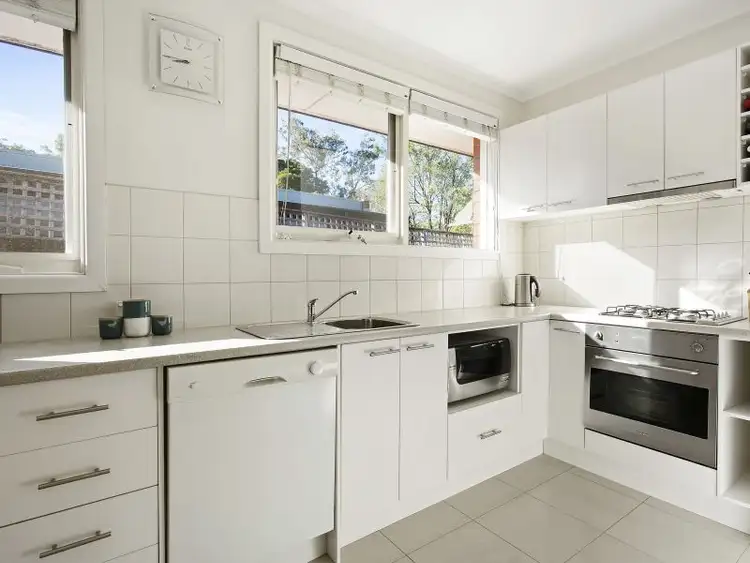 Second view of Homely unit listing, 4/25 Iris Road, Glen Iris VIC 3146