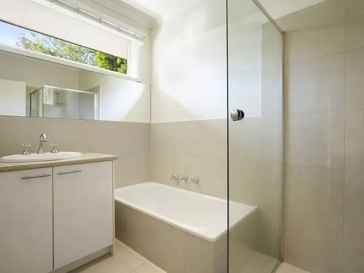 Fourth view of Homely unit listing, 4/25 Iris Road, Glen Iris VIC 3146