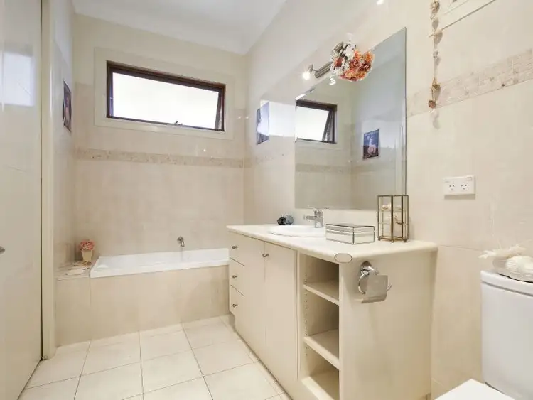 Fourth view of Homely unit listing, 4A Derna Road, Ashburton VIC 3147