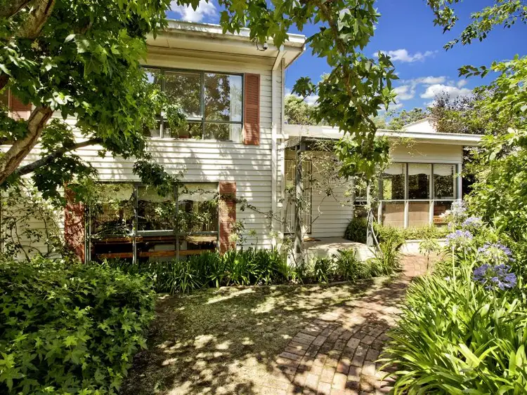 12 Gawler Court, Mont Albert VIC 3127