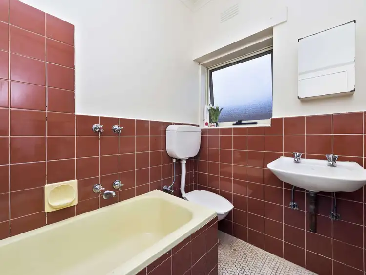 Fourth view of Homely apartment listing, 12/82 Campbell Road, Hawthorn East VIC 3123