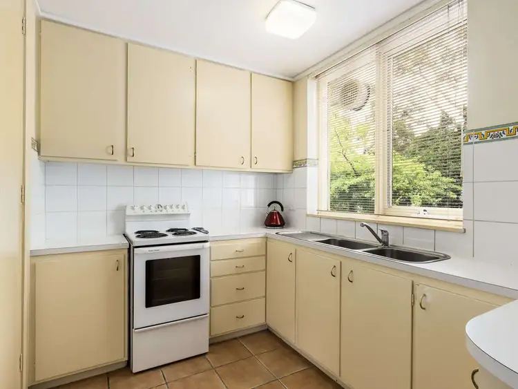Fourth view of Homely apartment listing, 2/5 Grandview Grove, Hawthorn East VIC 3123