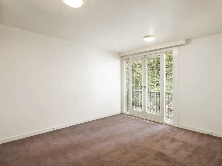 Third view of Homely apartment listing, 6/202 The Avenue, Parkville VIC 3052