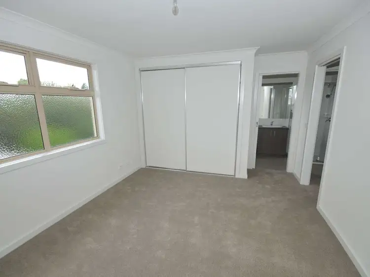 Sixth view of Homely townhouse listing, 2/277 Warrigal Road, Burwood VIC 3125