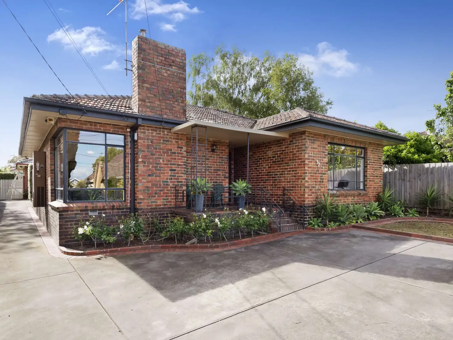Main view of Homely unit listing, 1/52 Bowen Street, Malvern East VIC 3145