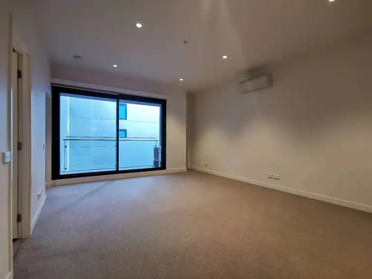 Main view of Homely apartment listing, 815/199 WILLIAM STREET, Melbourne VIC 3000