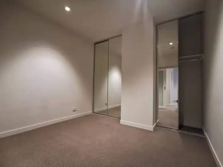 Fifth view of Homely apartment listing, 815/199 WILLIAM STREET, Melbourne VIC 3000