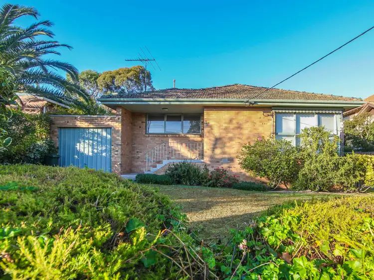4/6 Allambee Avenue