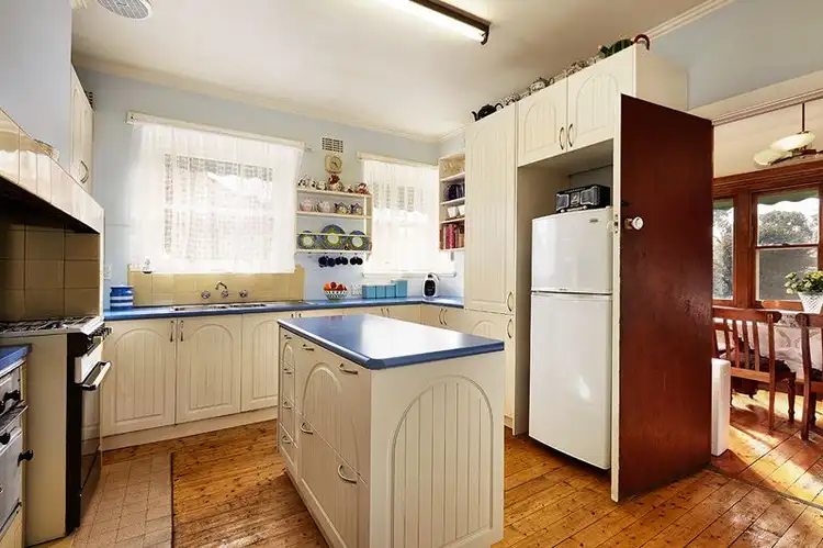 Fifth view of Homely house listing, 352 Warrigal Road, Ashburton VIC 3147