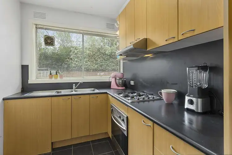 Third view of Homely apartment listing, 5/10 Albert Avenue, Oakleigh VIC 3166