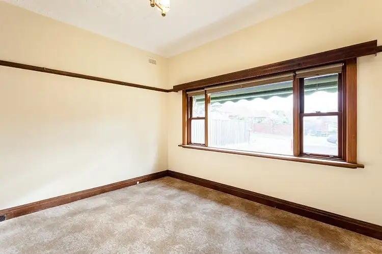 Fifth view of Homely house listing, 1 Nerissa Street, Glen Iris VIC 3146