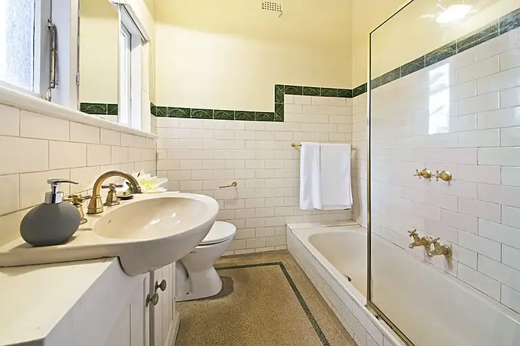 Sixth view of Homely apartment listing, 3/1298 Malvern Road, Malvern VIC 3144