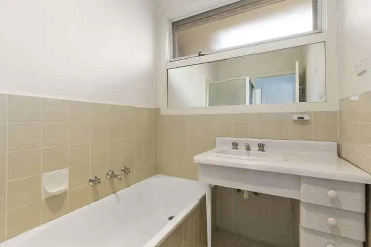 Sixth view of Homely unit listing, 2/60 Woornack Road, Carnegie VIC 3163