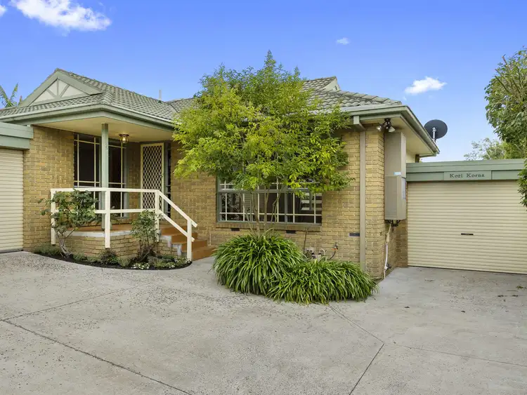 2/27 Edmonds Ave, Ashwood VIC 3147