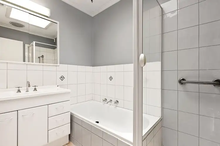 Sixth view of Homely unit listing, 10/300 Tooronga Road, Glen Iris VIC 3146