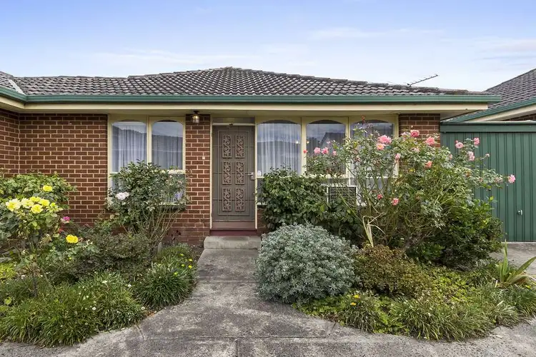 2/60 Woornack Road, Carnegie VIC 3163