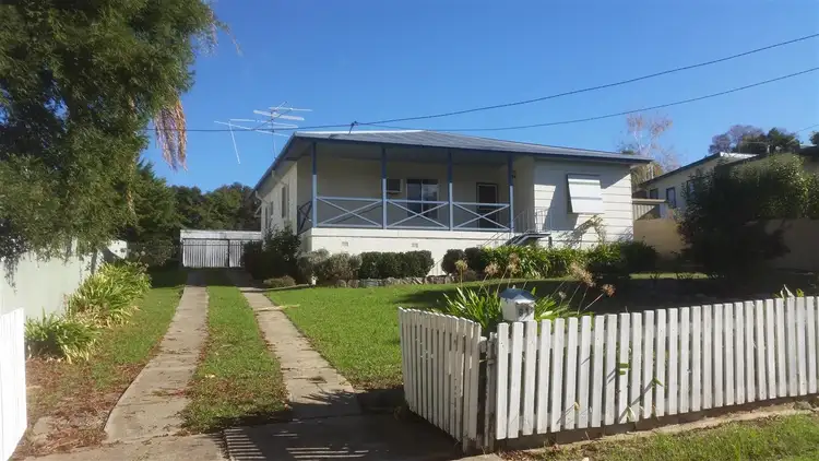 91 Lynch Street, Adelong NSW 2729