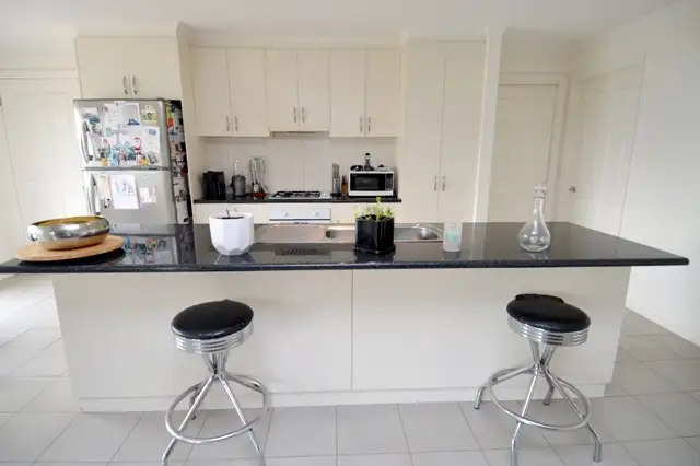 Second view of Homely house listing, 6 Yeovil Court, Echuca VIC 3564