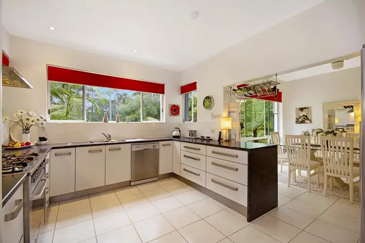 35 Gyndier Drive, Tinbeerwah QLD 4563