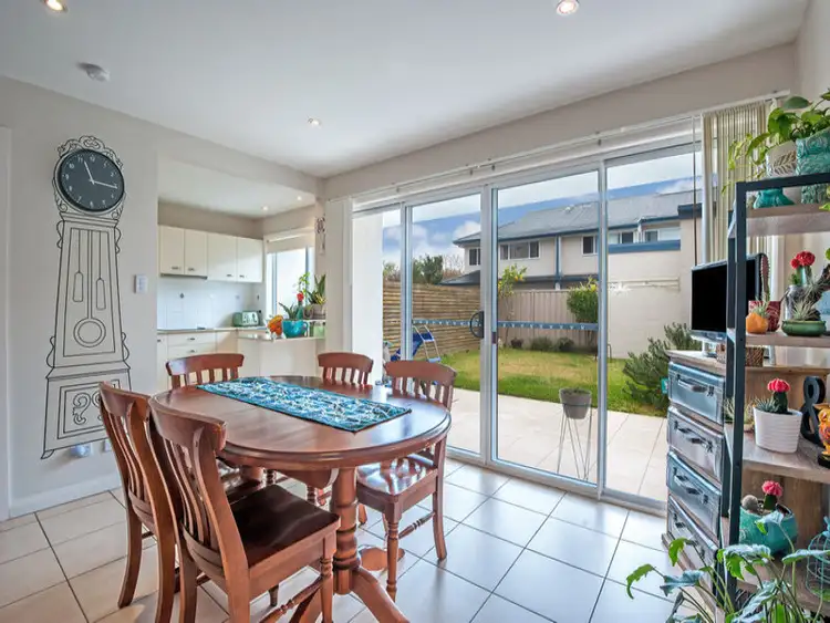 2/7-11 Rickard Road, Empire Bay NSW 2257