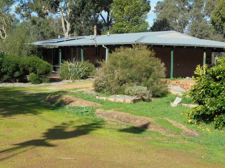1740 Needham Road, Wooroloo WA 6558