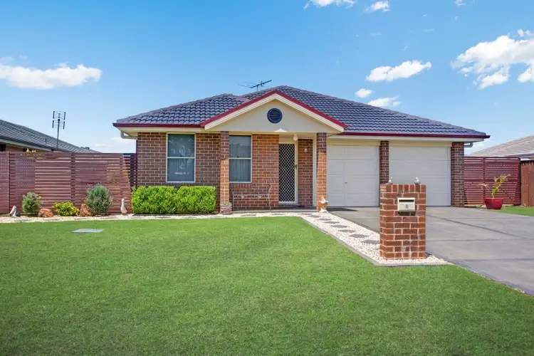 8 Pyramus Way, Tanilba Bay NSW 2319