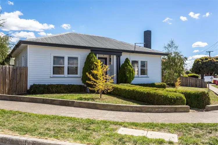 19 Rowan Avenue, Newstead TAS 7250