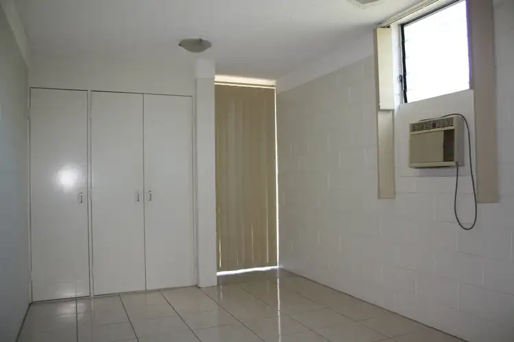 Fifth view of Homely unit listing, 1/118 Mitchell Street, North Ward QLD 4810