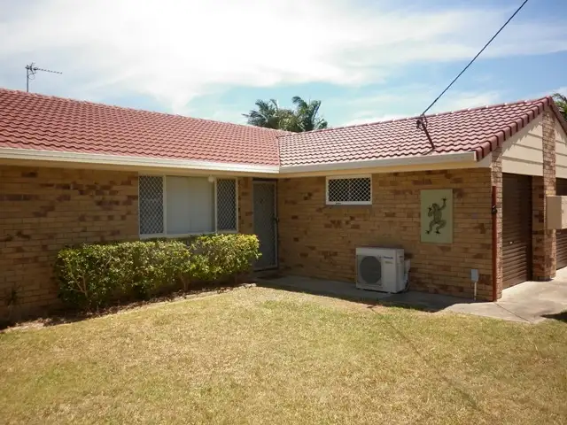 2/36 McMillan Street, Labrador QLD 4215