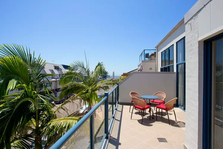 Main view of Homely unit listing, 6/10 Waterloo Street, Narrabeen NSW 2101