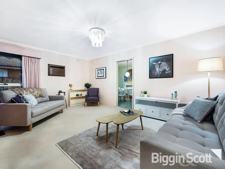 Second view of Homely house listing, 3 Mackinnon Court, Keysborough VIC 3173