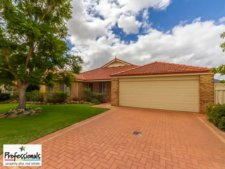 7 Calley Way, Canning Vale WA 6155
