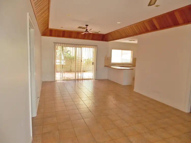 2/5 Bowman Close, Araluen NT 870
