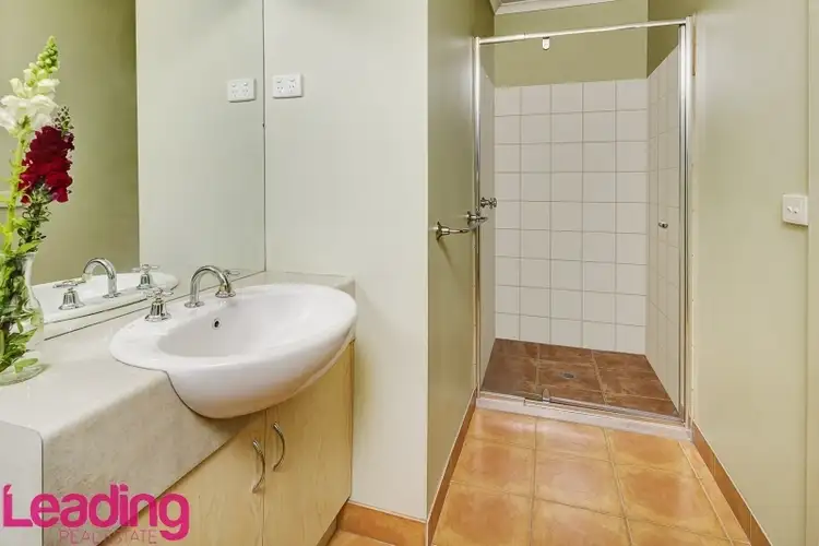 Sixth view of Homely house listing, 8 Hilltop Court, Sunbury VIC 3429