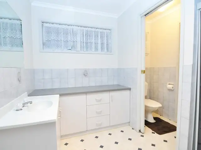 Sixth view of Homely unit listing, Unit 2/2 Vincent Court, Mildura VIC 3500