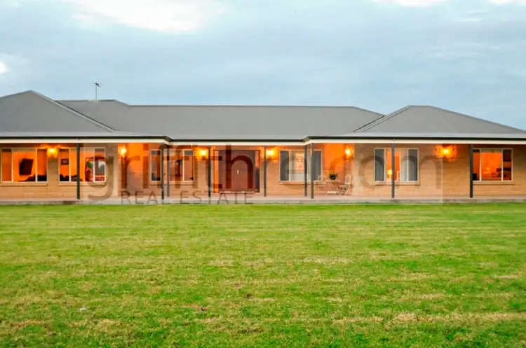Farm 101A Morley Road, Yoogali NSW 2680